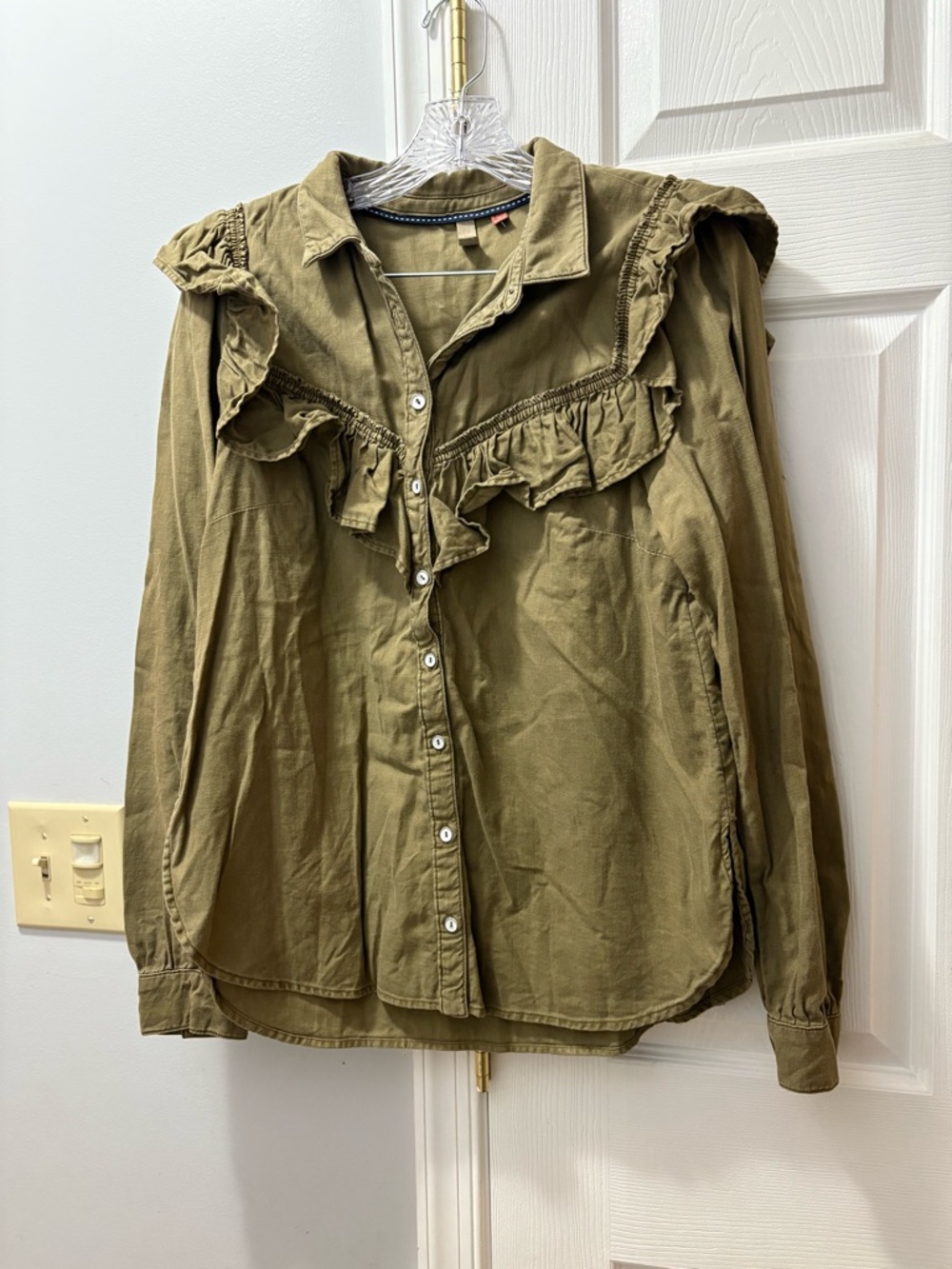 Anthropologie Pilcro ruffle chambray cotton button down top green size medium